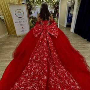 Meet your Posher, Nikki